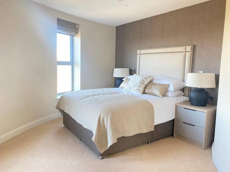 Luxury Converted Water Tower In Flockton Villa Emley Eksteriør bilde