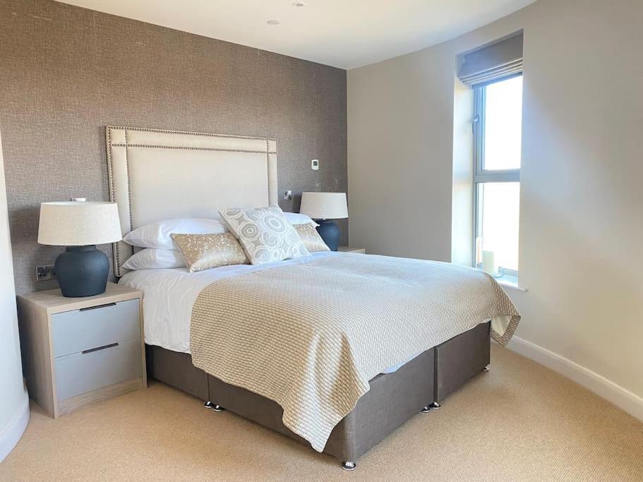 Luxury Converted Water Tower In Flockton Villa Emley Eksteriør bilde